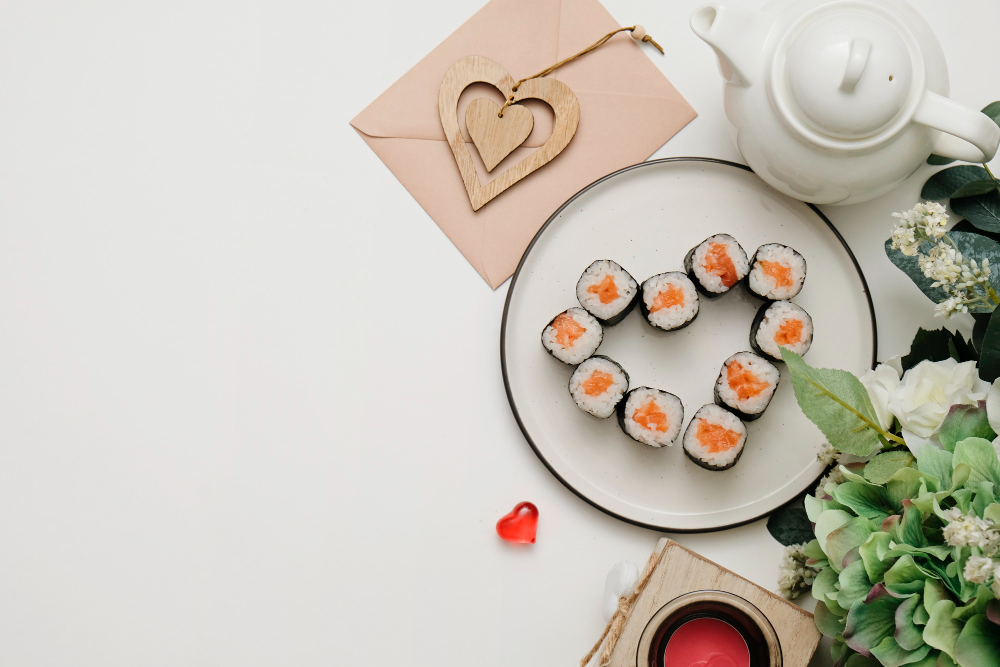 Суши и роллы для романтического ужина. Какие блюда выбрать?